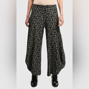 Alembika Dynamite Days Punto Pants Women’s Size 1 (6-8) Stone Harem Wide Leg